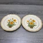 Mikasa Garden Club Ec 401 Petunias Pattern Salad Plates Country Set Of 2 Mcm. Fixed Price $14.85.
