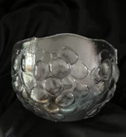 Kosta Boda Grape Bowl Design 7 Sweden Heavy Glass Fruit Salad. Fixed Price $27.00.