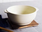 Japanese White Donabe Ceramic Hot Clay Pot Bowl Casserole 32OZ With Wooden Base. Fixed Price $35.95.