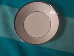 Wedgwood Bone China Fruit/dessert (sauce) Bowl Carlyn W4302 5 Inch Diameter. Fixed Price $10.00.