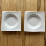 Maxwell Williams White Basics Motion 8.5 Salad Plate/ Shallow Bowl. Set Of 2. Fixed Price $10.00.