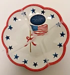 Patriotic Melamine Plates Set 4 Red White Blue Stars Flag Scalloped Salad/app. Fixed Price $25.00.