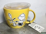 2020 Gibson Peanuts Themed Snoopy & Charlie Brown 23.5 Oz Soup Bowl W/vented Lid. Fixed Price $32.89.