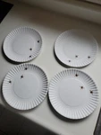 180 Degrees Lot Of 4 Plates Honey Bees Faux Paper Melamine Summer Cookout Picnic. Fixed Price $28.00.