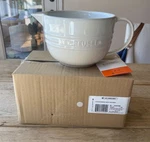 Le Creuset Stoneware Batter Mixing Bowl 2 Qt. Meringue. Fixed Price $69.99.