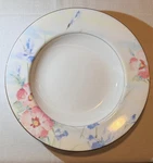 Mikasa Bone China Matisse Pattern CAH20 Rimmed Soup / Salad Bowl 875" Excellent. Fixed Price $9.95.