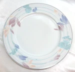 Vintage 1980S Studio Nova Fine China Dinner Plate Coquette YA017. Fixed Price $9.99.