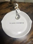 Mud Pie In Queso Emergency Skillet Dip Set White Ceramic 2017 Nib. Fixed Price $20.00.