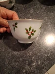 Better Homes & Gardens Holiday Edition 2009 Holly Berry Porcelain Bowls Set Of 4. Fixed Price $50.00.