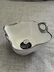 Nwt Pampa Bay Handle With Style Snack Bowl White & Silver (CER-2609). Fixed Price $9.99.