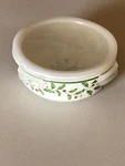 Lenox Holiday Serve And Store Bowl With Locking 24OZ. Fixed Price $23.70.