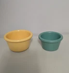 2 Condiment Bowls Yellow And Green First Design Global Inc 100% Melamine. Fixed Price $15.00.
