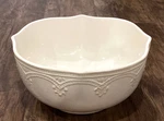 Brand New Pioneer Woman Farmhouse Lace Linen White Round Serving Bowl 1" Rare. Fixed Price $49.99.