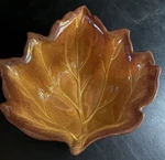 Better Homes & Garden Large Sugar Maple Leaf Bowl X10.5 X4 Good Condition. Fixed Price $11.99.