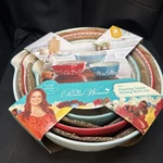 New Set Of 3 Pioneer Woman Pouring Spout Mixing Bowl Mazie Pattern. Fixed Price $49.99.
