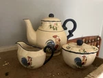 Cracker Barrel French Country Farmhouse Rooster Creamer & Covered Sugar Bowl Set. Fixed Price $30.00.