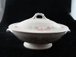 Homer Laughlin Cashmere Covered Vegetable Bowl Georgian Eggshell. Fixed Price $44.99.