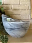 Beautiful Smoky Swirl Art Glass Mariposa Bowl "alabaster Decorative "series. Fixed Price $36.00.