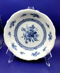 Mikasa Rosalie Vegetable Serving Bowl 1/4" Pattern L9079 Blue And White. Fixed Price $29.99.