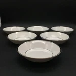 Set Of 6 Wedgwood Carlyn Fruit Nappy Berry Dessert Bowls W4302 CH7293. Fixed Price $49.95.
