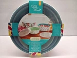 The Pioneer Woman Holiday Merry Meadow Melamine Serving Bowl Set With Lids 6 Pcs. Fixed Price $47.97.
