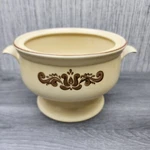 Vintage Pfaltzgraff Village Soup Tureen Stoneware #6-160, Usa. Fixed Price $21.99.