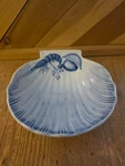 Vintage Artland Ocean Blue Seafood Ceramic Scallop Shell Bowl Excellent. Fixed Price $9.00.