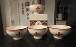Williams Sonoma Fleur De Lys Red Bowls Boxed Set Of 4 Francophile New!!. Fixed Price $52.95.