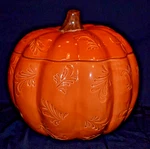Fall/autumn Ceramic Pumpkin W/lid Harvest Season Kohls 9"X8.5". Fixed Price $19.99.