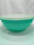 Vintage Tupperware 274-9 Jadeite Green Fix Mix Bowl W/lid 224-11 Xlarge. Fixed Price $12.75.