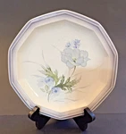 Mikasa Country Place Blue Star Salad Plate Cottage Core White Flowers Japan. Fixed Price $8.95.