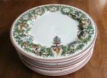 Set Of 8 Dinner Plates Macys Royal Gallery The Days Christmas Holiday. Fixed Price $79.99.