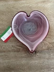 Milano Heart Dish 8.5 Red & White Swirl Blown Glass Made In Italy. Fixed Price $39.00.