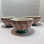 Set Of 3 Pioneer Woman Happiness Cereal Soup Salad Bowls Footed Red Starburst 6". Fixed Price $20.99.