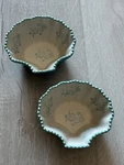Temp-tations By Tara 2 Bowls Floral Lace Summer Seashell Blue Scalloped New. Fixed Price $30.98.