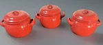 Oneida Red Ceramic Mini Crock Pot Set Of Three Soup Bowls With Lids Kitchen Bake. Fixed Price $30.00.