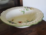 Brunelli Tiffany Fig Blooms & Berries Reticulated Rim Serving Bowl Italy. Fixed Price $32.99.