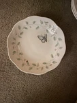 Lenox Butterfly Meadow Scalloped Low Serving Bowl, Floral, Bees, New Box. Fixed Price $22.00.
