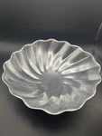 Wilton Armetale Eddy Large 2 Quart Bowl Preowned In Nice Condition. Fixed Price $23.99.