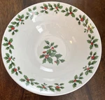 Royal Norfolk Holly Red Berry Christmas 7" Soup Cereal/ Dessert Bowl. Fixed Price $5.00.