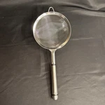 Oneida Strainer Sifter Great For Fruit Vegetables 6" Bowl Round Cottage Kitchen. Fixed Price $5.59.
