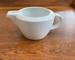 Thomas Rosenthal Vario White Open Sauce Boat Gravy Porcelain Germany. Fixed Price $17.00.