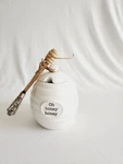 Mud Pie Circa Collection Bee Hive Honey Pot Wood Dipper Stick Serving Set White. Fixed Price $12.00.