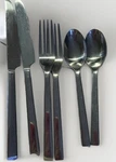 Oneida Chefs Table 6 Piece Service For 2 Flatware Pre-owned Gently Used. Fixed Price $10.99.