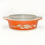 Pyrex 471-B Autumn Harvest Wheat Qt Casserole Dish With Lid Orange Vintage. Fixed Price $21.99.