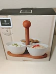 Gibson Home 4 Piece Dipping Set 3 Bowls And Wooden Tray New Holiday Service Nib. Fixed Price $12.98.