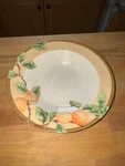 Pts International Interiors Newbury Stoneware Large Rim Bowl Peaches. Fixed Price $12.00.