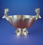 Crate & Barrel Small Christmas Reindeer Holiday Bowl Candy Dish 6" X 4"H. Fixed Price $7.00.
