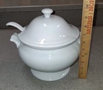 Bia Cordon Bleu White Porcelain Soup Tureen Serving Set 3.5 Qt W/ Lid & Ladle Ec. Fixed Price $50.00.
